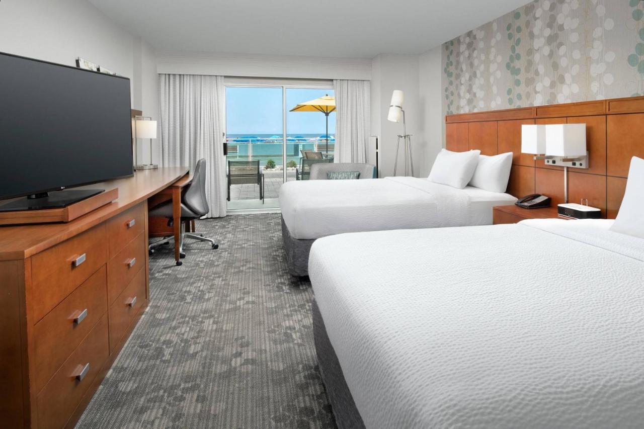Courtyard By Marriott Ocean City Oceanfront Exterior photo