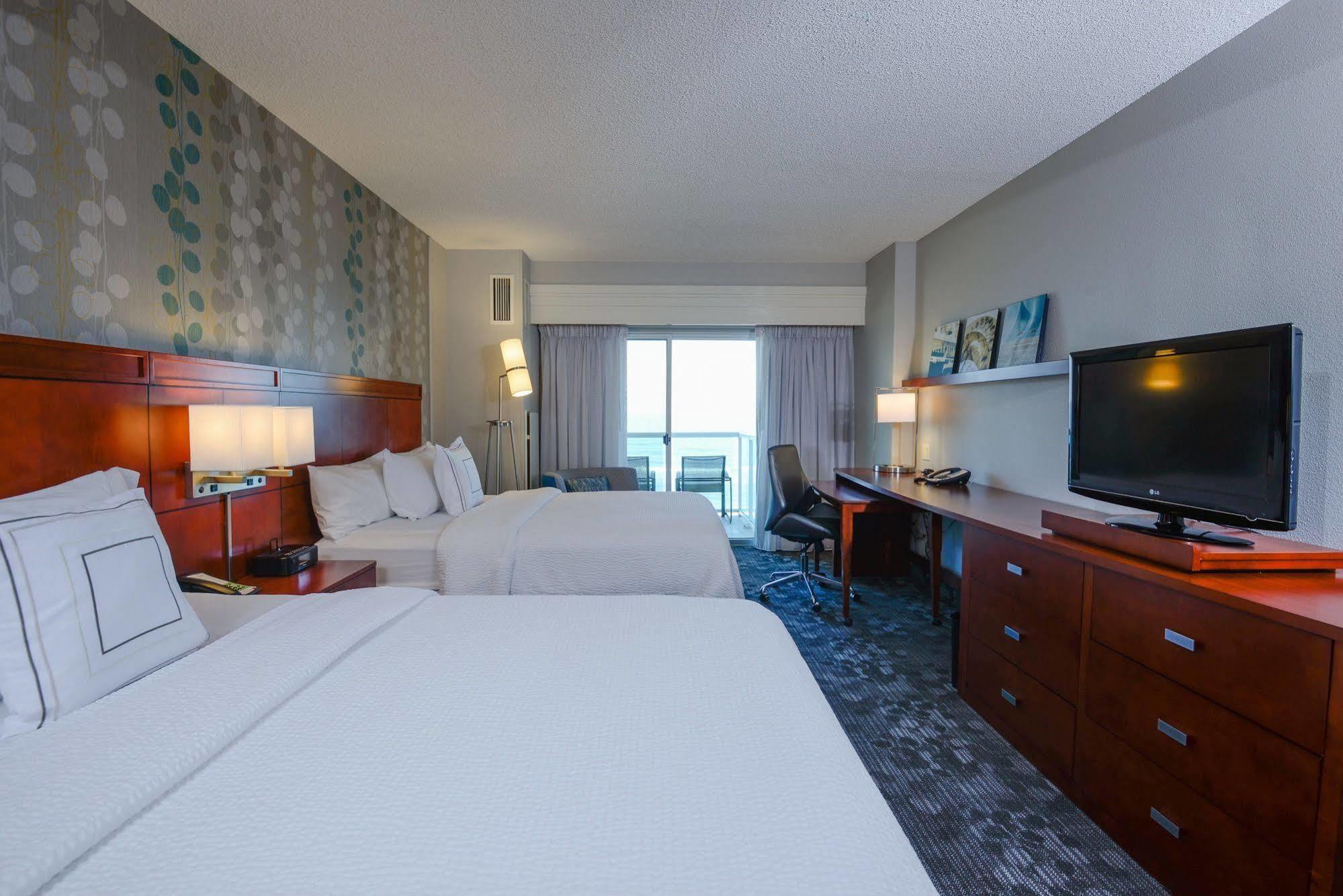 Courtyard By Marriott Ocean City Oceanfront Exterior photo